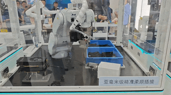 WAIC看了一圈，这家公司的机器人在认真打工